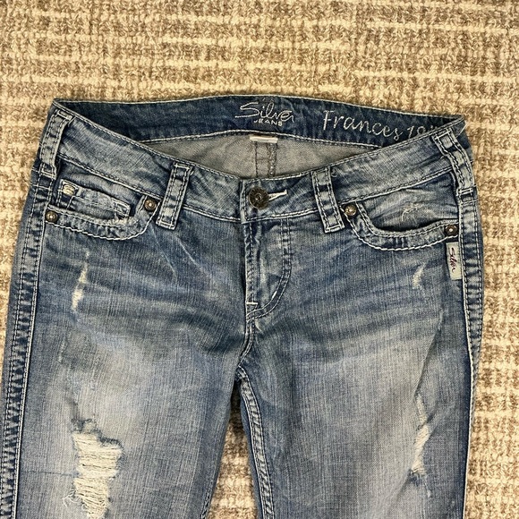 Silver Jeans Blue Distressed Flare Cropped Jeans Sz 29 - Picture 2 of 5